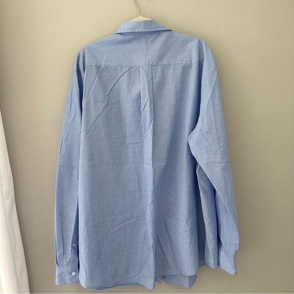 Croft and Barrow (XXL) Light Blue Button Up Shirt - Picture 3 of 4